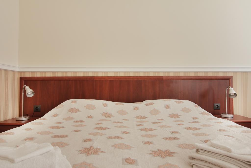 Consul Hotel Консул Oděsa Pokoj fotografie