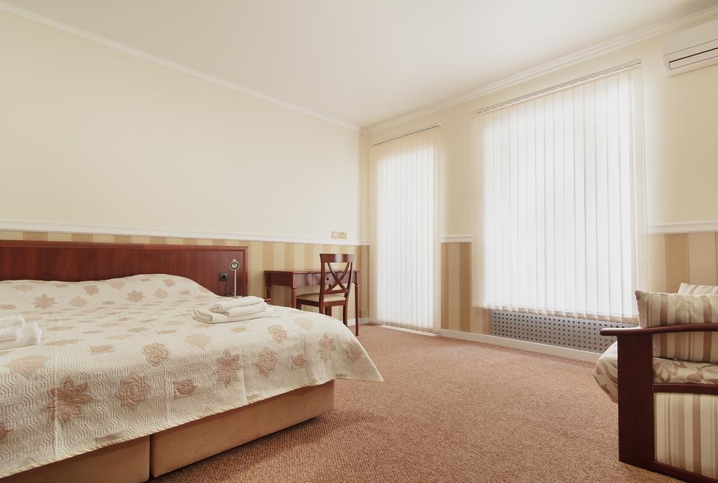 Consul Hotel Консул Oděsa Pokoj fotografie